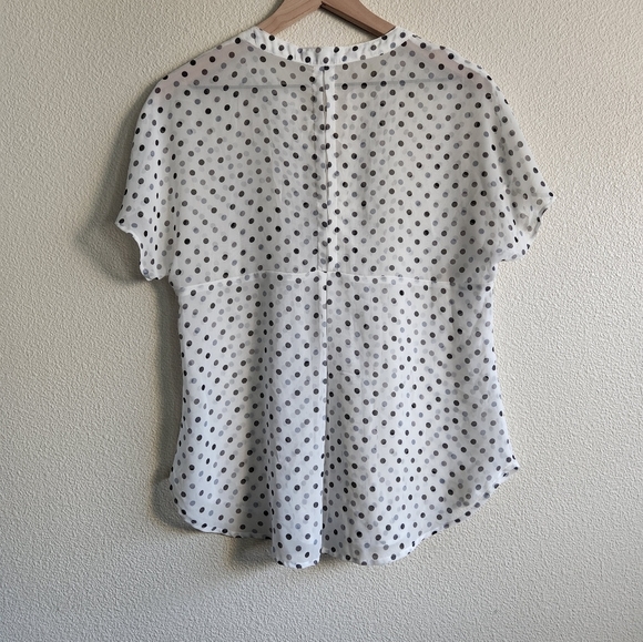 Pleione White Polka Dot Blouse Size S Pre-Owned in Excellent Condition ! - Picture 2 of 6